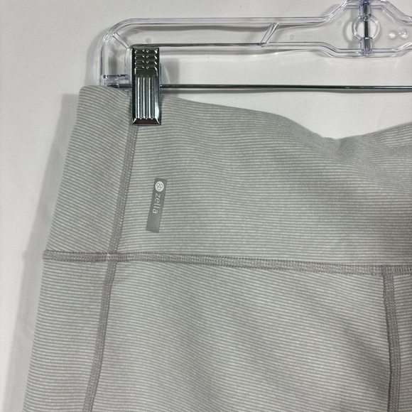 Zella Grey Striped Mesh Capris Leggings | Size Large - Picture 6 of 7